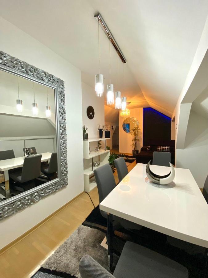 Apartment "Black & White" Sarajevo Ngoại thất bức ảnh